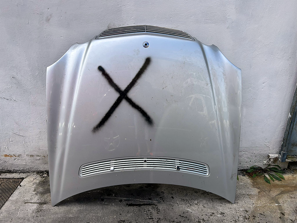 Original Front Hood Mercedes-Benz E280 Avangarde 2002 Grey