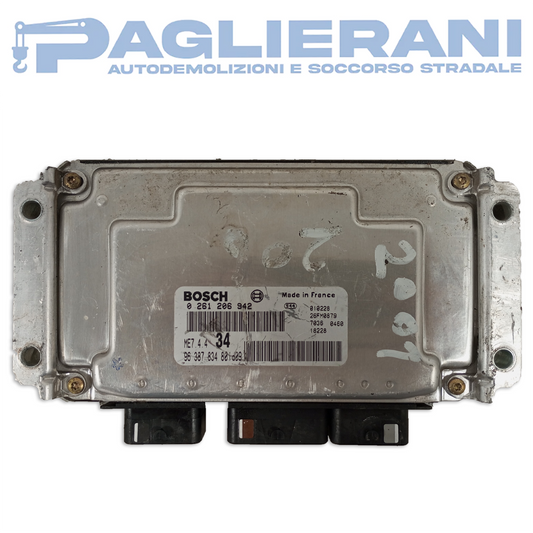 BOSCH ECU Engine Control Unit ME7 4.4 (Ref. Code 0261206942)