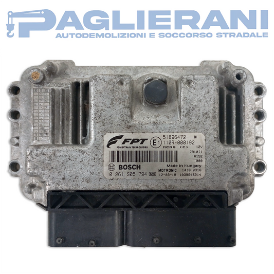 BOSCH ECU Engine Control Unit FIAT Doblò 2009-2015 51896472 (0261S05794)