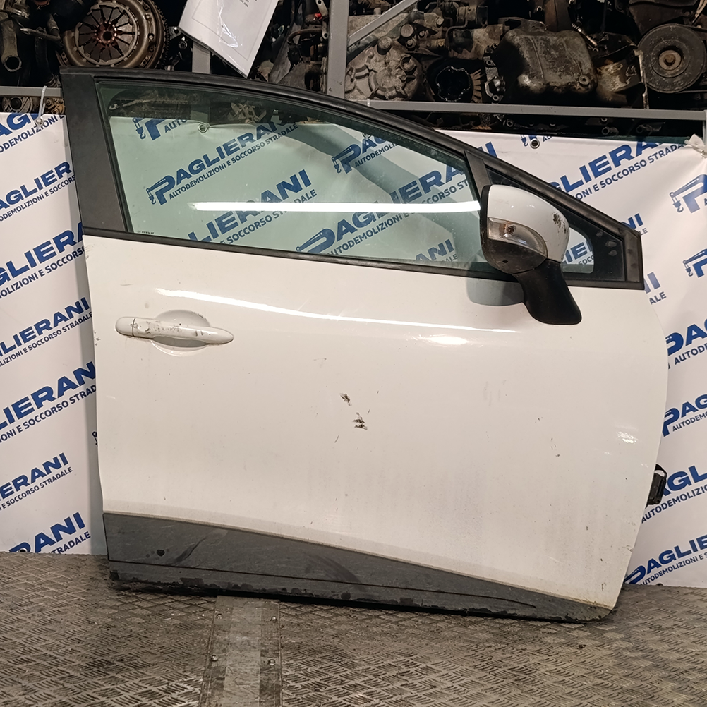 Original Right Front Door Renault Clio IV White 2012-2019