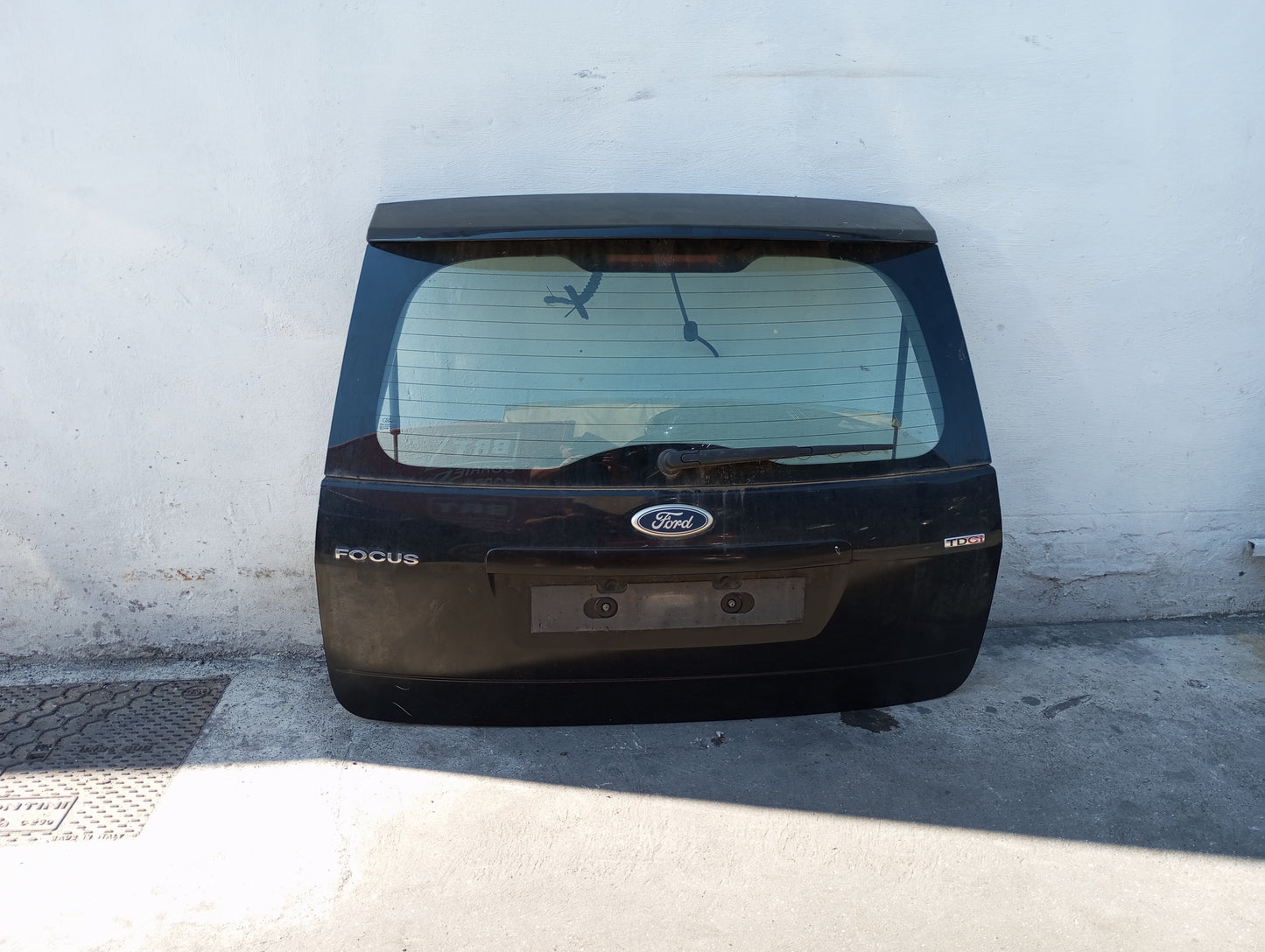 Complete Tailgate Rear Door Original Ford Focus 2004 Black