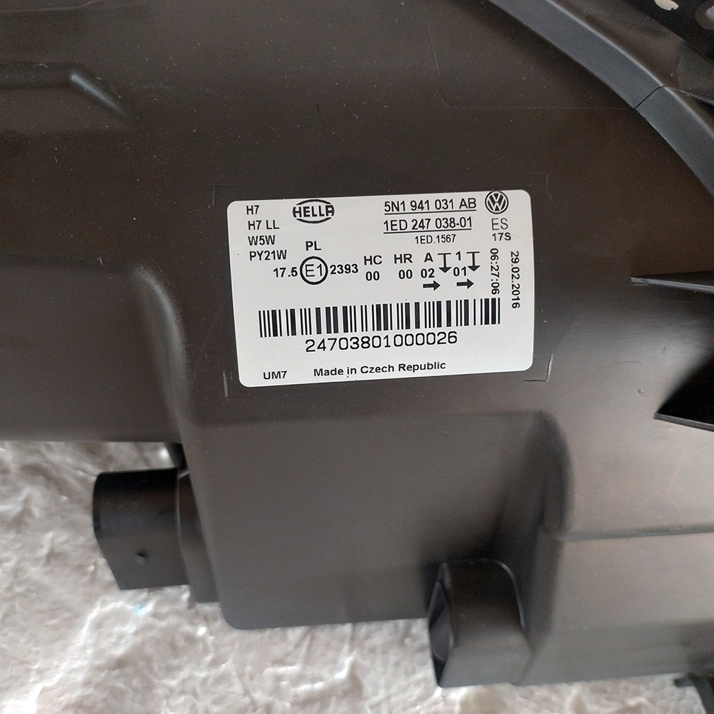 Fanale Originale HELLA Anteriore Sinistro SX Volkswagen Tiguan (5N_) 2007-2016 1ED247038-01 (5N1941031AB)