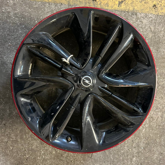 Cerchi in Lega Originali Opel Adam 2019 Swiss Blade "Black/Red 'n' Roll [4 Fori] R17x7J S22 [2 unità]