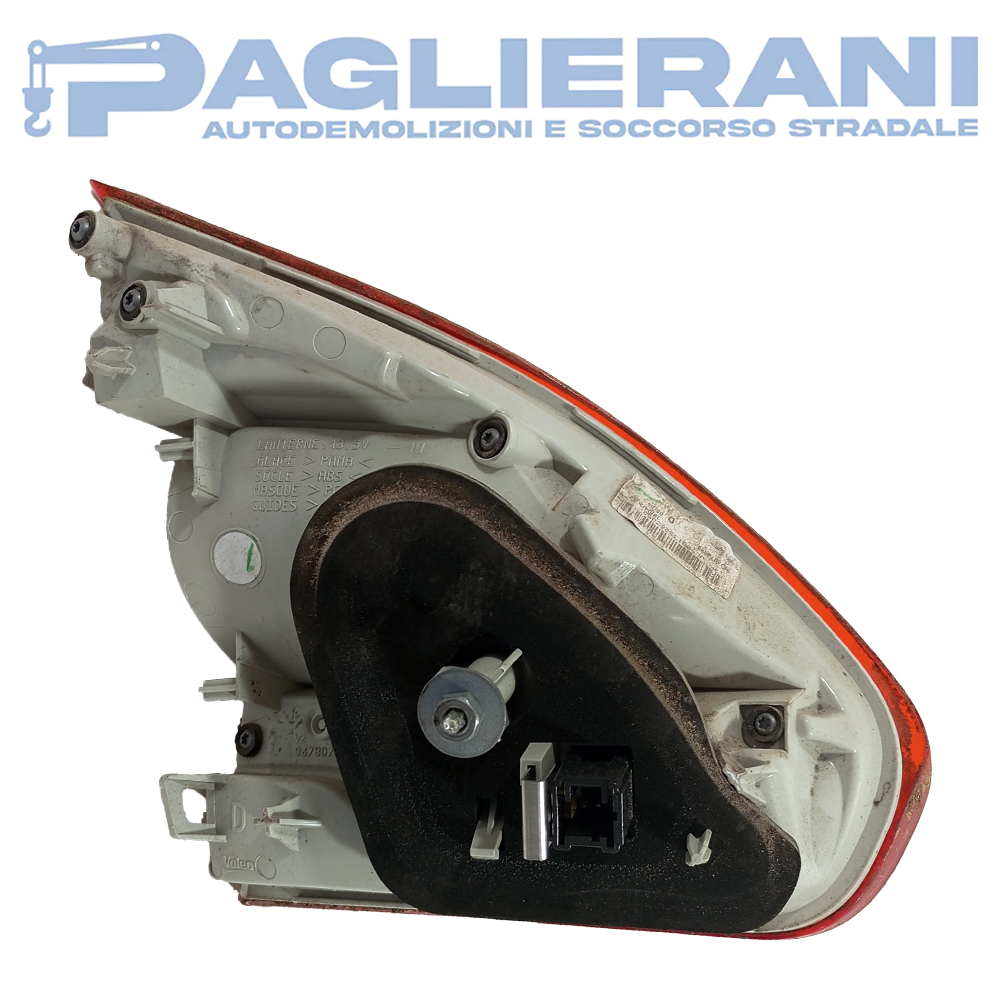 Fanale Posteriore Originale Valeo DX Peugeot 2008 2016-2019 (9678074580)