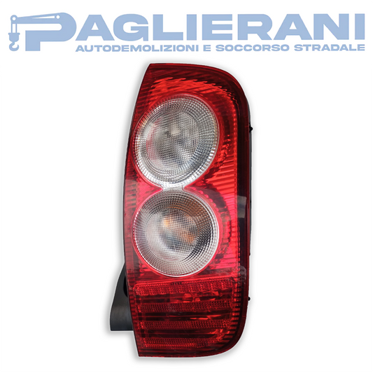 Fanale Posteriore DX Nissan Micra Mk12 Grado A (Codice Rif. 26554AX720)