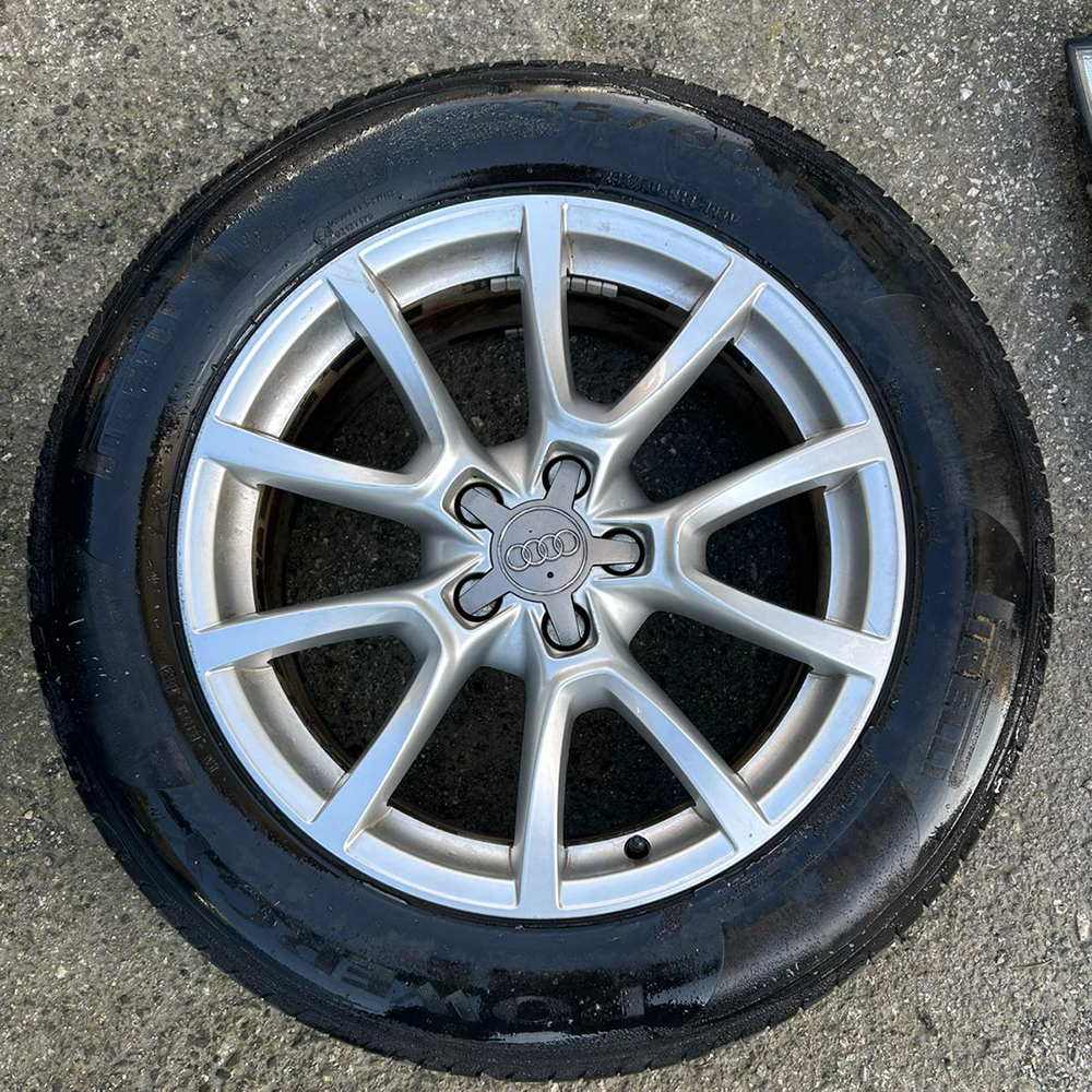 Cerchi in Lega Originali Audi Q5 2008-2012 [5 Fori] R18 x 8.0J ET39 [4 unità]