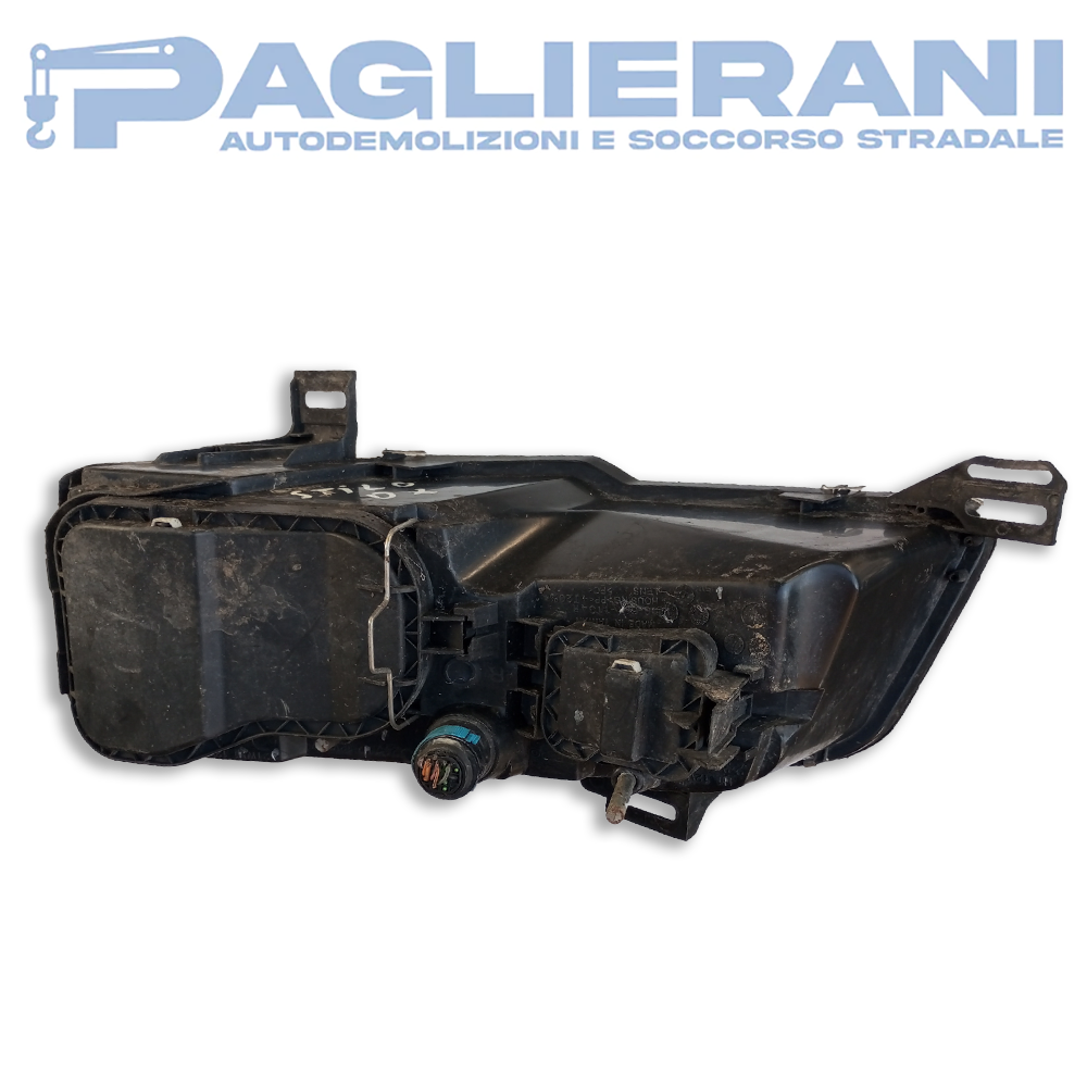 Fanale Anteriore Fiat Stilo 2001-2010 DX Grado A (Cod. Rif. 661-1133R-LHD)